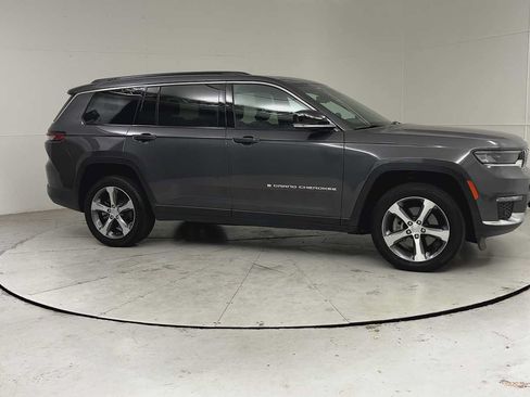 Used 2024 Jeep Grand Cherokee L Limited w/ Luxury Tech Group II AWD/4WD image 8