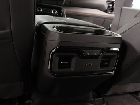 Used 2026 GMC Sierra 2500 AT4 w/ AT4 Premium Plus Package AWD/4WD image 27