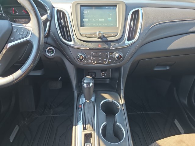 Used 2018 Chevrolet Equinox LT FWD image 11