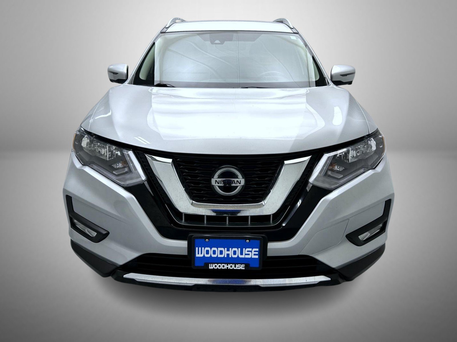 Used 2018 Nissan Rogue SL AWD/4WD image 2