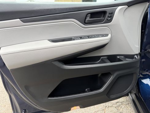 Used 2024 Honda Odyssey EX-L image 9