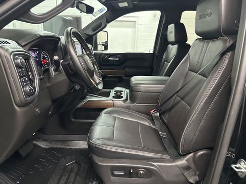 Used 2023 Chevrolet Silverado 2500 High Country w/ Z71 Off-Road Package AWD/4WD image 19