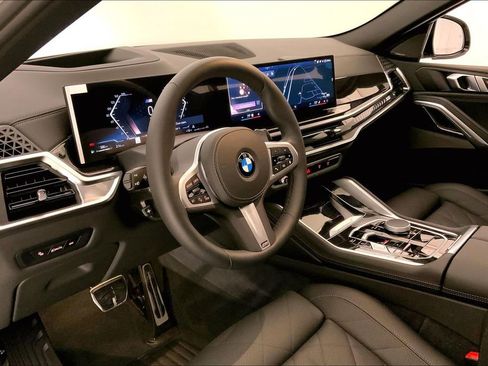 Certified 2026 BMW X6 xDrive40i w/ Climate Comfort Package image 21