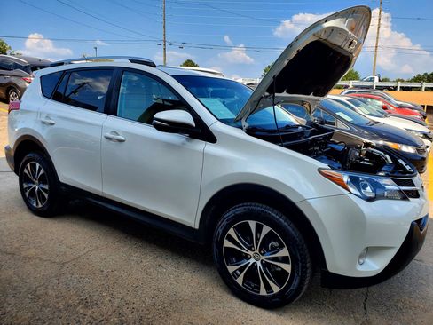 Used 2015 Toyota RAV4 Limited FWD image 55