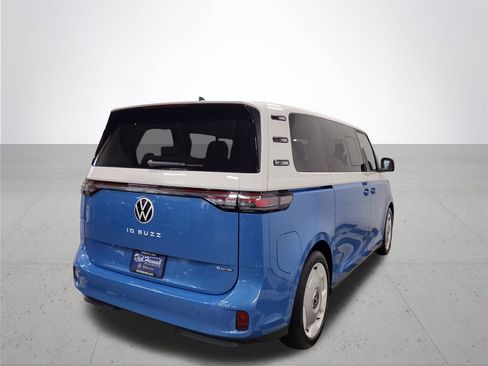New 2025 Volkswagen ID. Buzz 1st Edition image 11