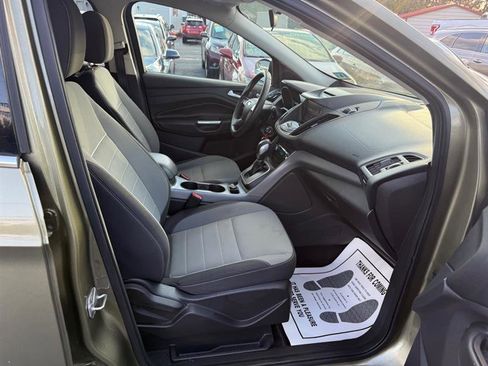 Used 2014 Ford Escape SE w/ Equipment Group 201A image 26