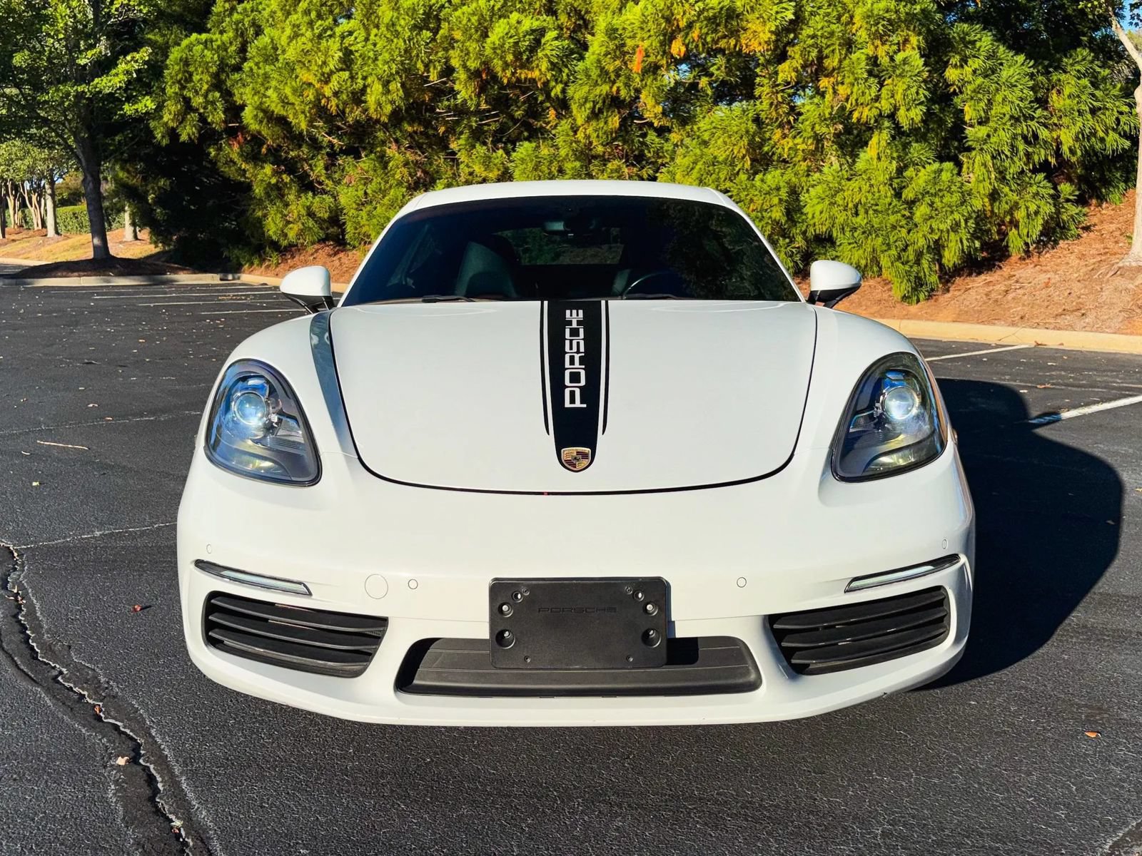 Used 2018 Porsche 718 Cayman RWD image 14