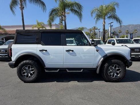 Certified 2023 Ford Bronco Badlands AWD/4WD image 10