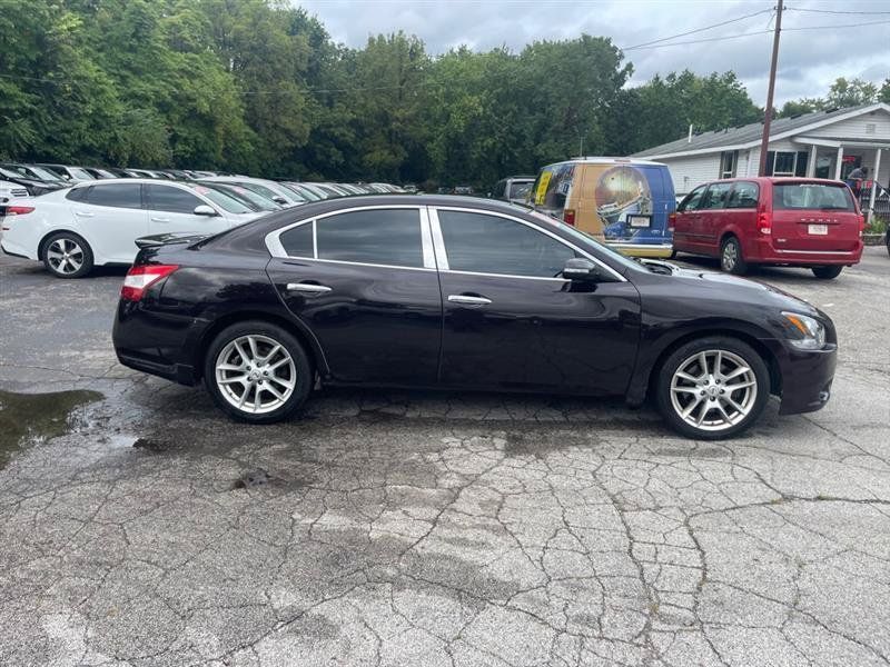 Used 2011 Nissan Maxima 3.5 SV w/ Premium Pkg FWD image 4
