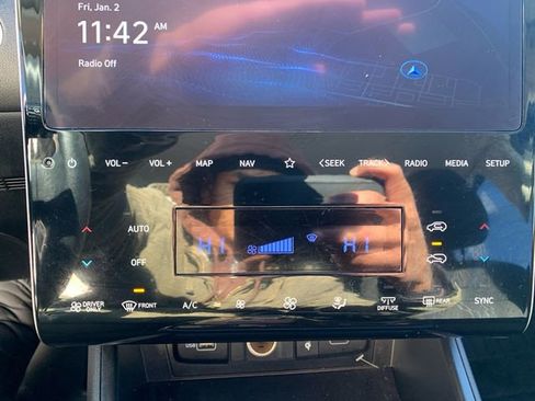 Used 2024 Hyundai Tucson Blue image 34