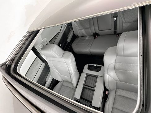 Used 2024 Toyota Tundra Limited image 22