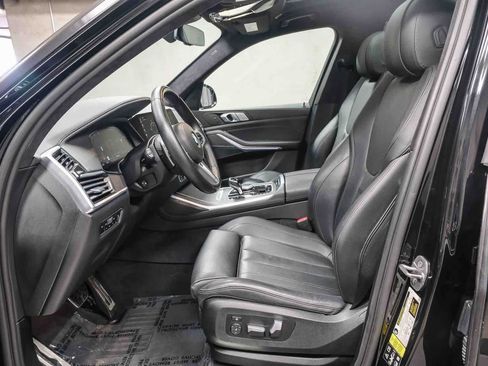 Used 2022 BMW X7 xDrive40i w/ M Sport Package AWD/4WD image 25