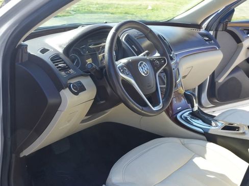 Used 2014 Buick Regal Premium image 2