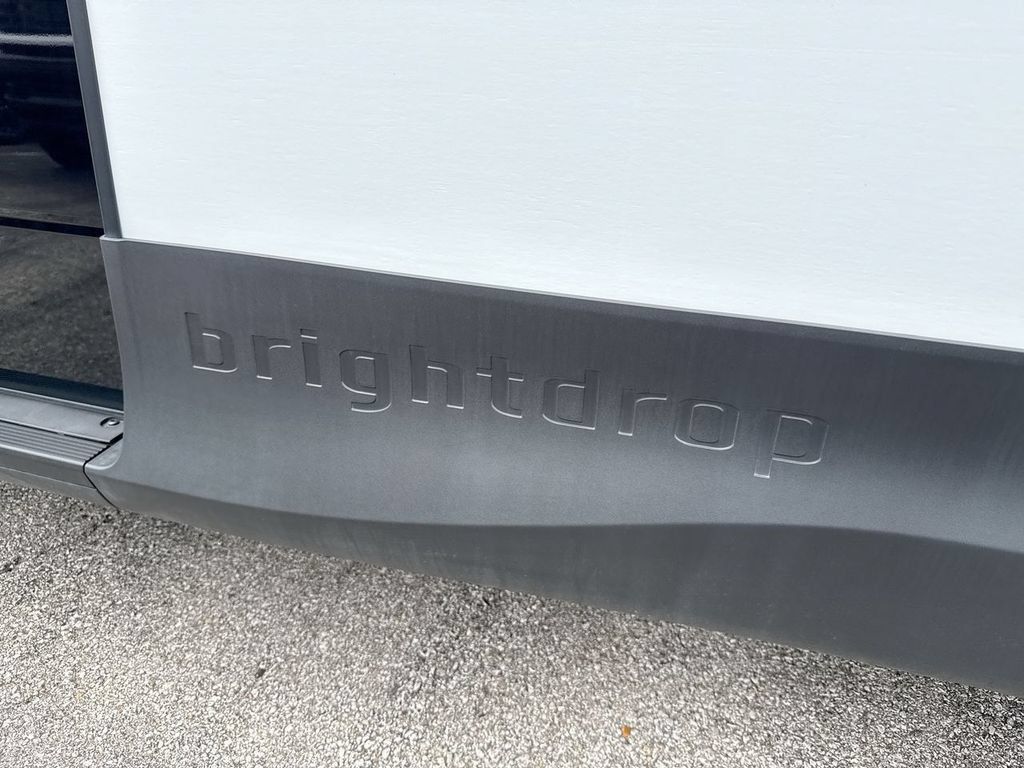 Used 2024 Chevrolet Brightdrop 600 w/ Battery Pack, Max Range AWD/4WD image 13