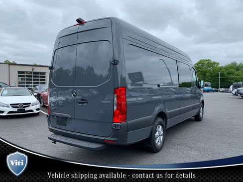 New 2025 Mercedes-Benz Sprinter 2500 image 8