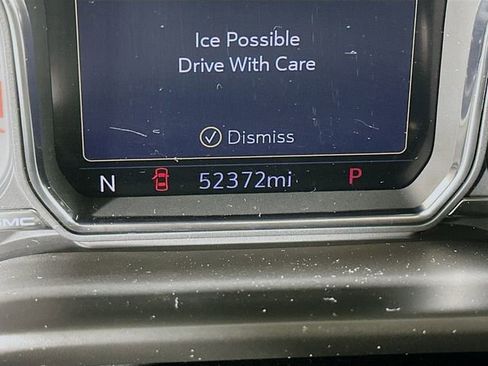 Used 2021 GMC Sierra 2500 AT4 w/ AT4 Premium Plus Package image 13