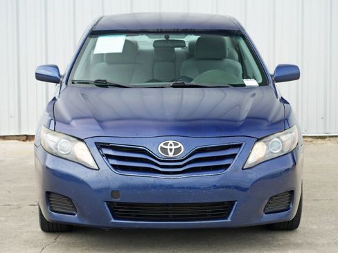 Used 2010 Toyota Camry image 39