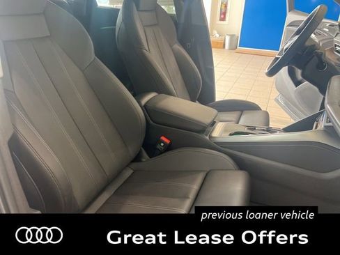 Used 2025 Audi Q5 Premium Plus w/ Premium Plus AWD/4WD image 21