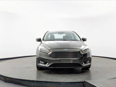 Used 2016 Ford Focus Titanium w/ Titanium Technology Package image 12