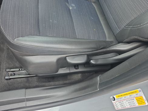 Used 2025 Buick Envista Preferred FWD image 14