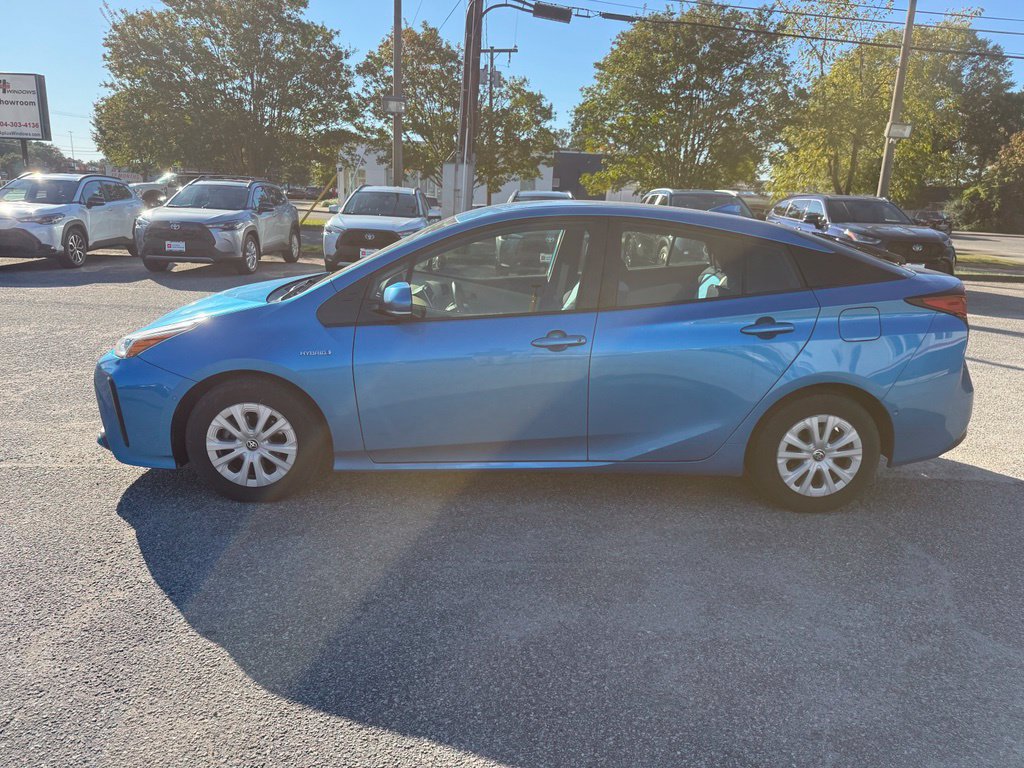 Used 2019 Toyota Prius LE FWD image 9