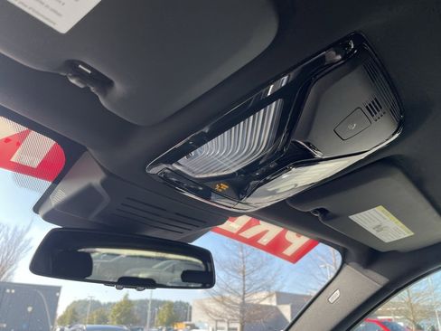 Used 2024 BMW X5 sDrive40i image 20