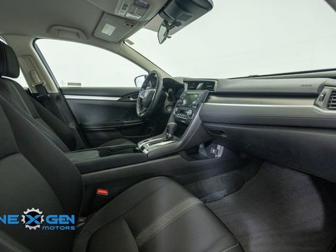 Used 2019 Honda Civic LX image 38