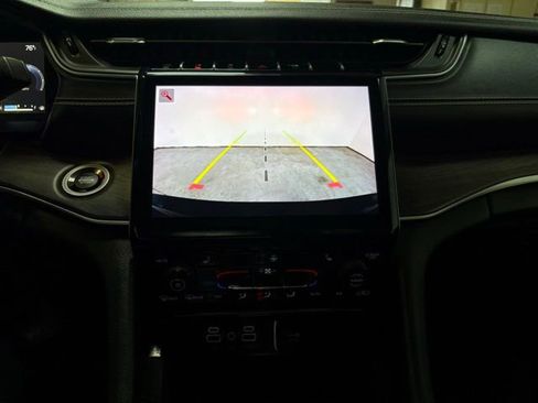 Certified 2022 Jeep Grand Cherokee L Limited image 15