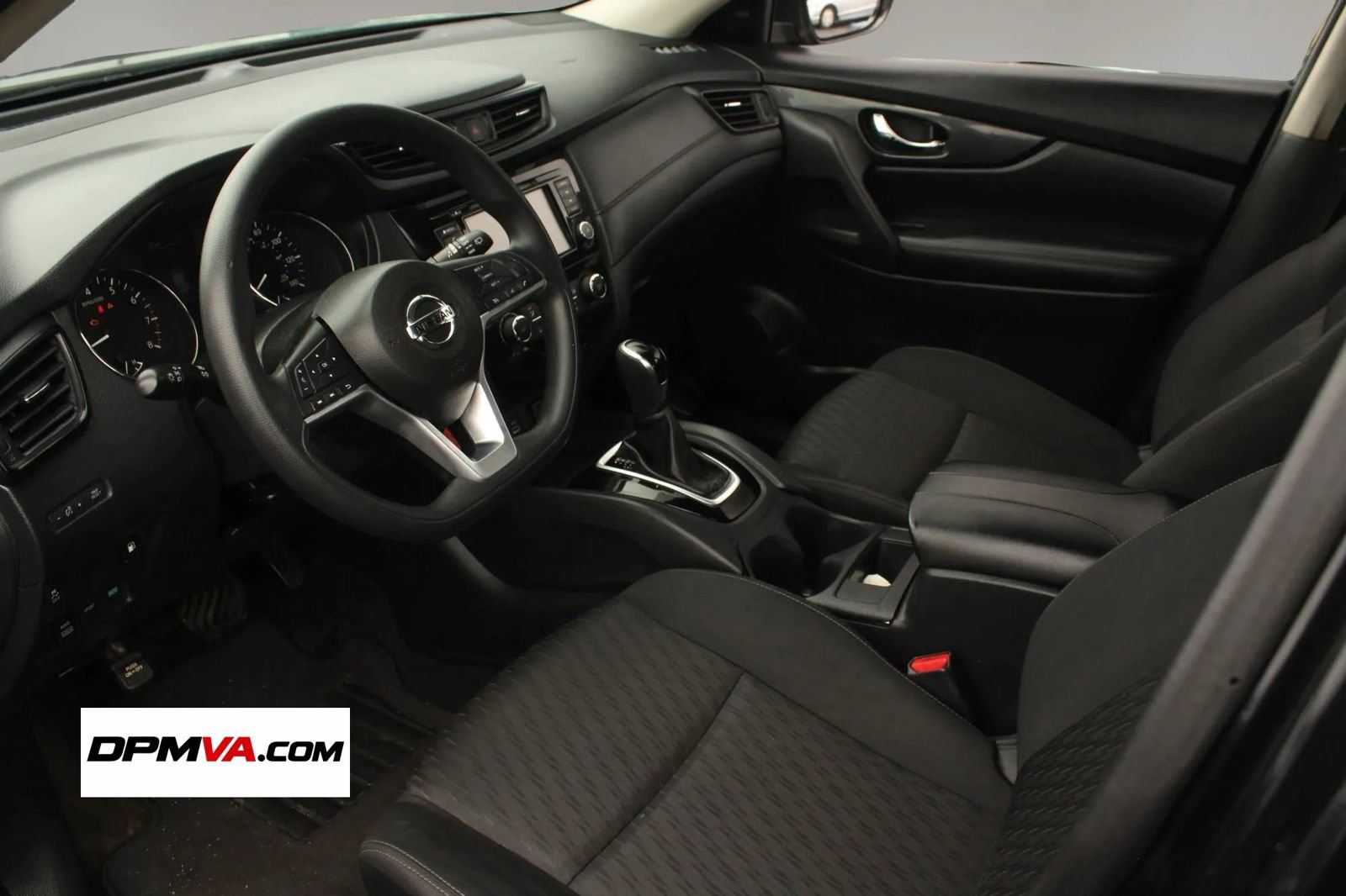 Used 2018 Nissan Rogue S AWD/4WD image 13