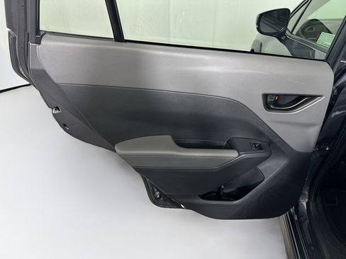 Used 2024 Subaru Crosstrek 2.0i Premium AWD/4WD image 25