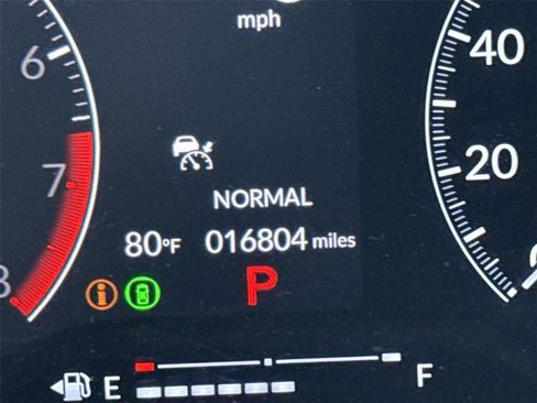 Used 2025 Honda Civic Sport image 21