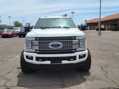 Used 2018 Ford F250 Platinum w/ Platinum Ultimate Package AWD/4WD image 3