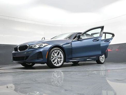 Used 2025 BMW 330i xDrive Sedan image 44