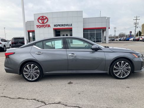 Used 2024 Nissan Altima 2.5 SL image 8