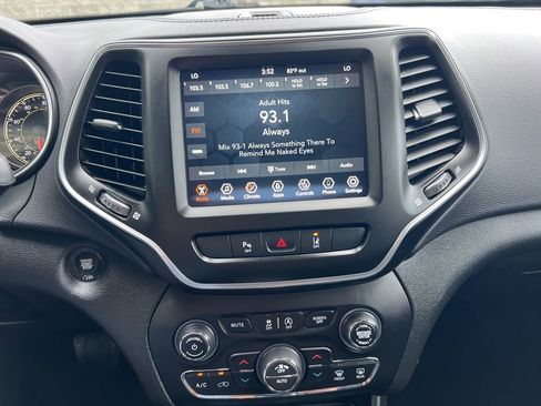 Used 2022 Jeep Cherokee Latitude Lux image 16