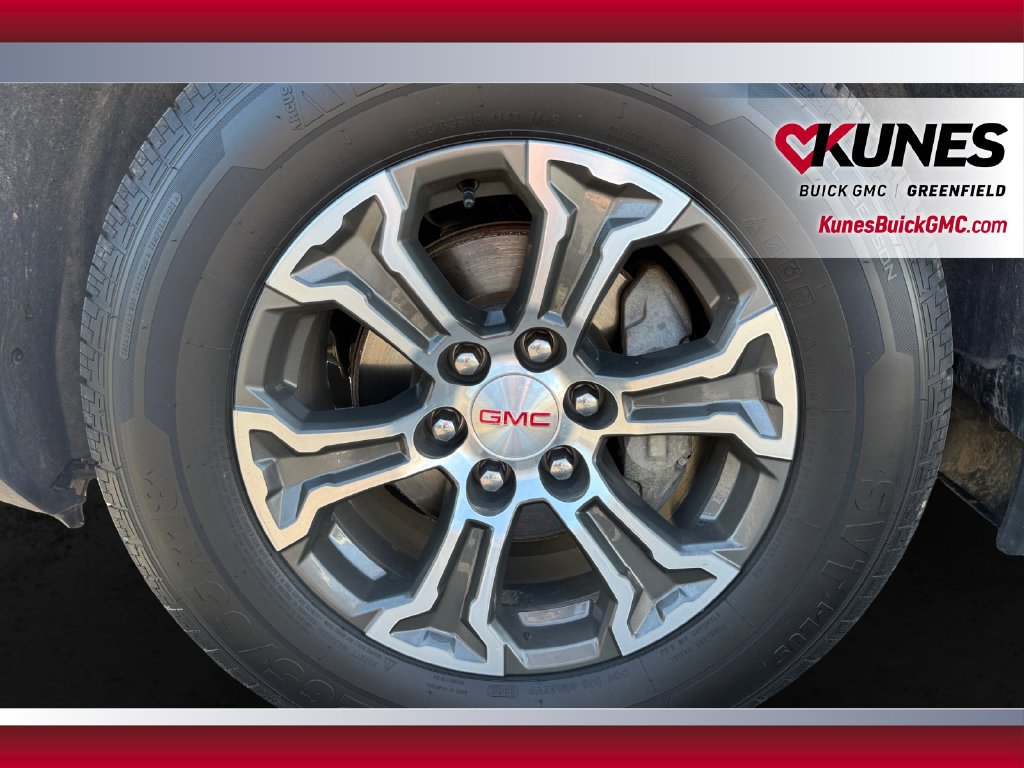 Used 2025 GMC Sierra 1500 SLT AWD/4WD image 13
