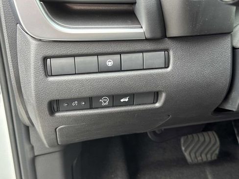 New 2026 Nissan Rogue SV image 27