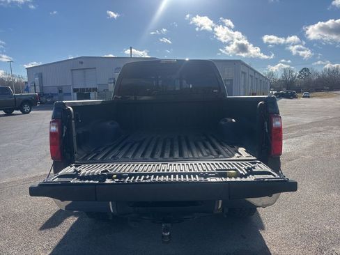 Used 2015 Ford F250 Lariat w/ Chrome Package image 15