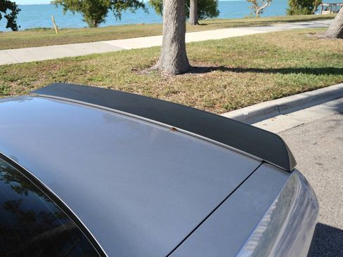 Used 2015 Dodge Challenger SRT Hellcat RWD image 63
