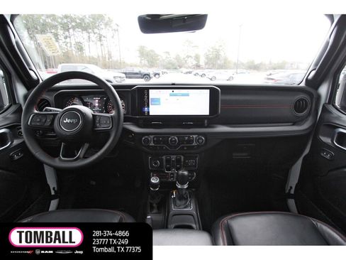 Used 2024 Jeep Gladiator Rubicon w/ Technology Group image 11