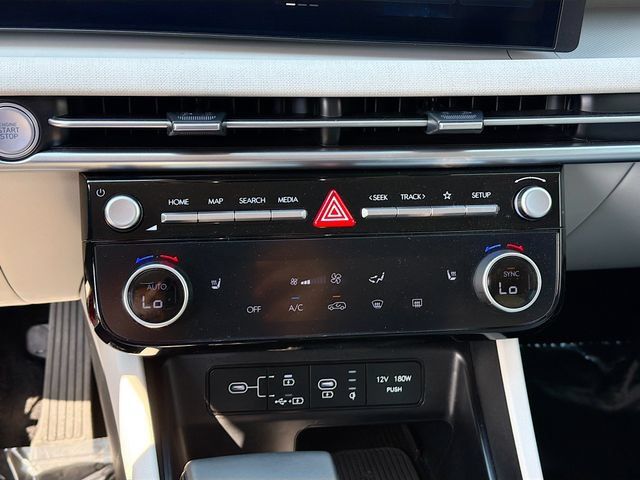 Used 2025 Hyundai Tucson SEL FWD image 15