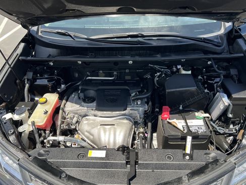 Used 2015 Toyota RAV4 Limited AWD/4WD image 28