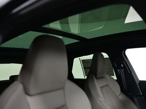 New 2025 Audi Q5 Premium Plus image 12