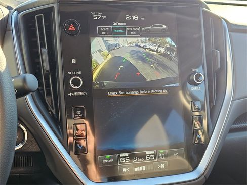 Used 2025 Subaru Crosstrek 2.0i Premium w/ Convenience Package #2 image 29