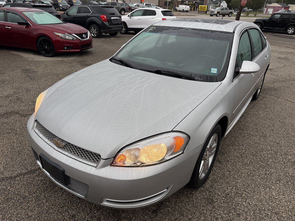 Used 2012 Chevrolet Impala LT w/ LT Sunroof Package FWD image 2