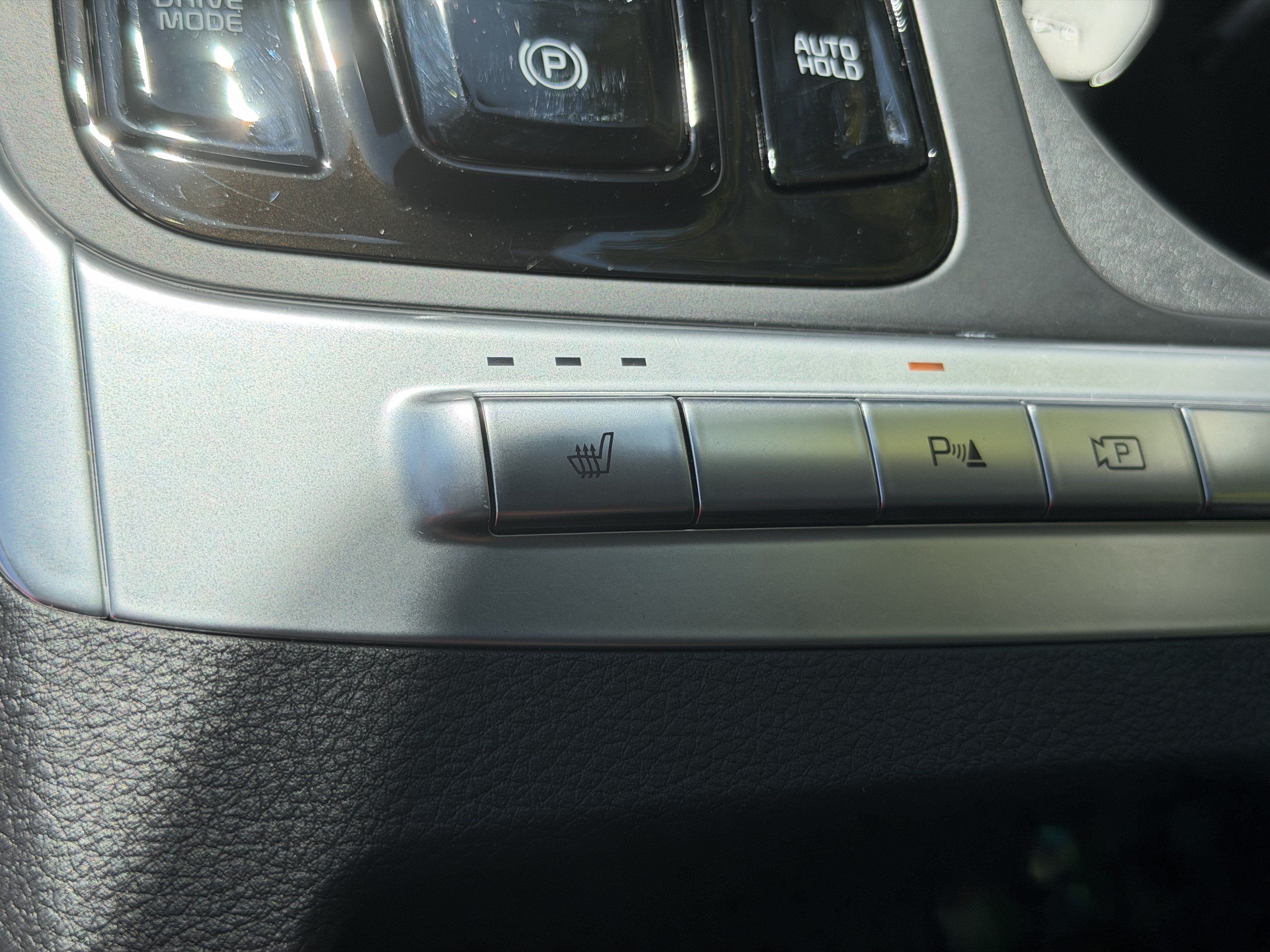 Certified 2026 Kia Carnival EX FWD image 32