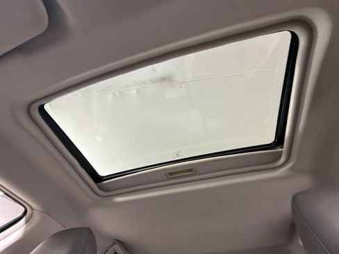 Used 2005 Chrysler 300 Touring w/ Sound Group image 24