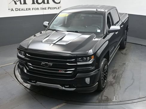 Used 2018 Chevrolet Silverado 1500 LTZ Z71 w/ LTZ Plus Package AWD/4WD image 46