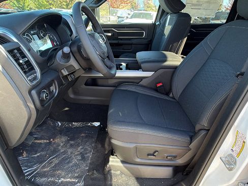 New 2026 RAM 3500 Big Horn AWD/4WD image 16