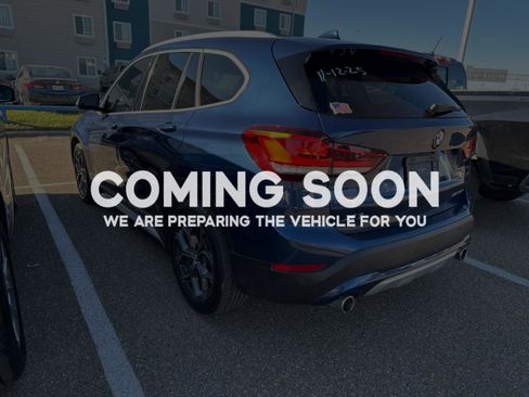 Used 2021 BMW X1 sDrive28i w/ Premium Package image 4